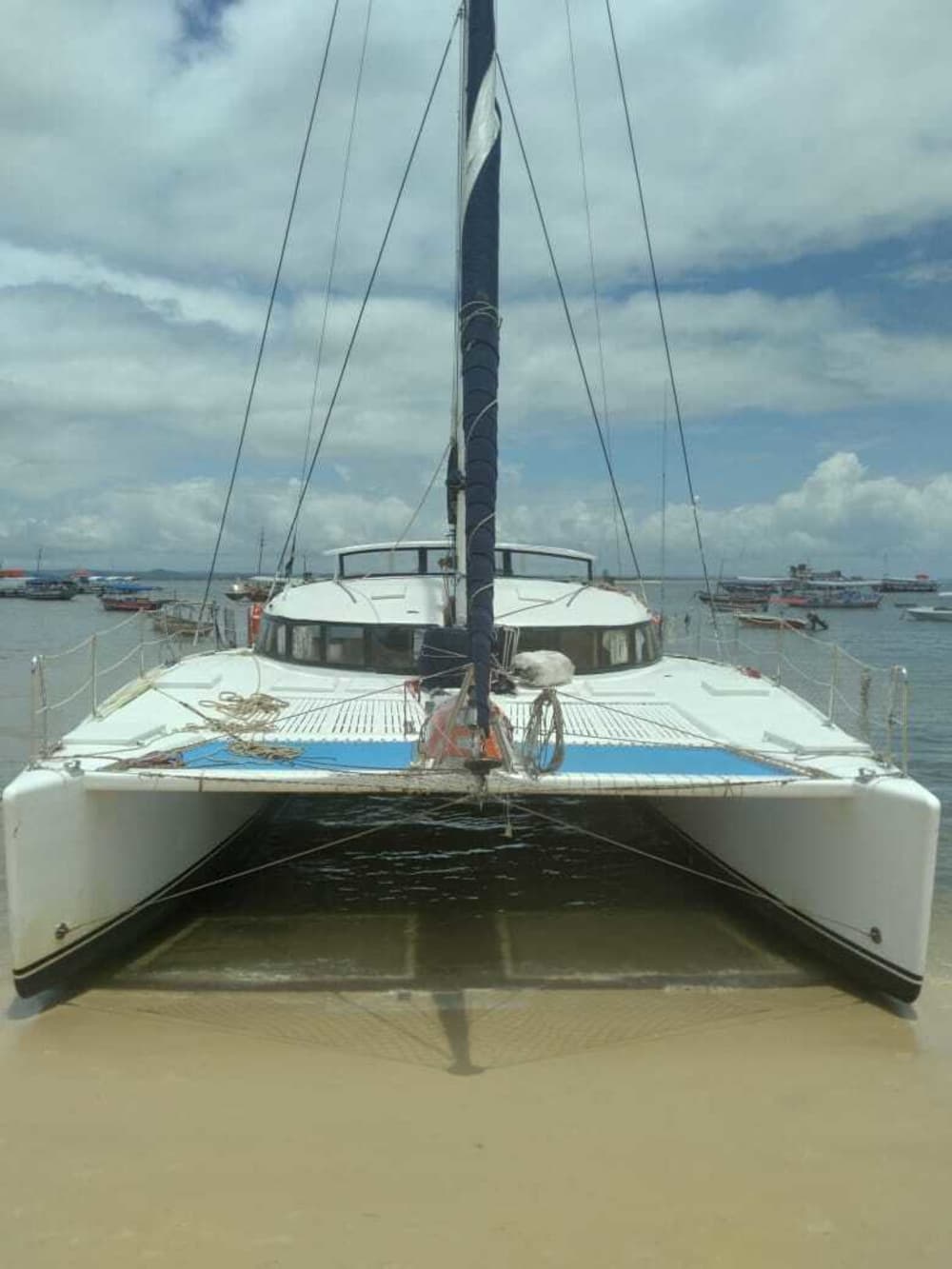 Explore Salvador and enjoy a full day of sailing on a catamaran