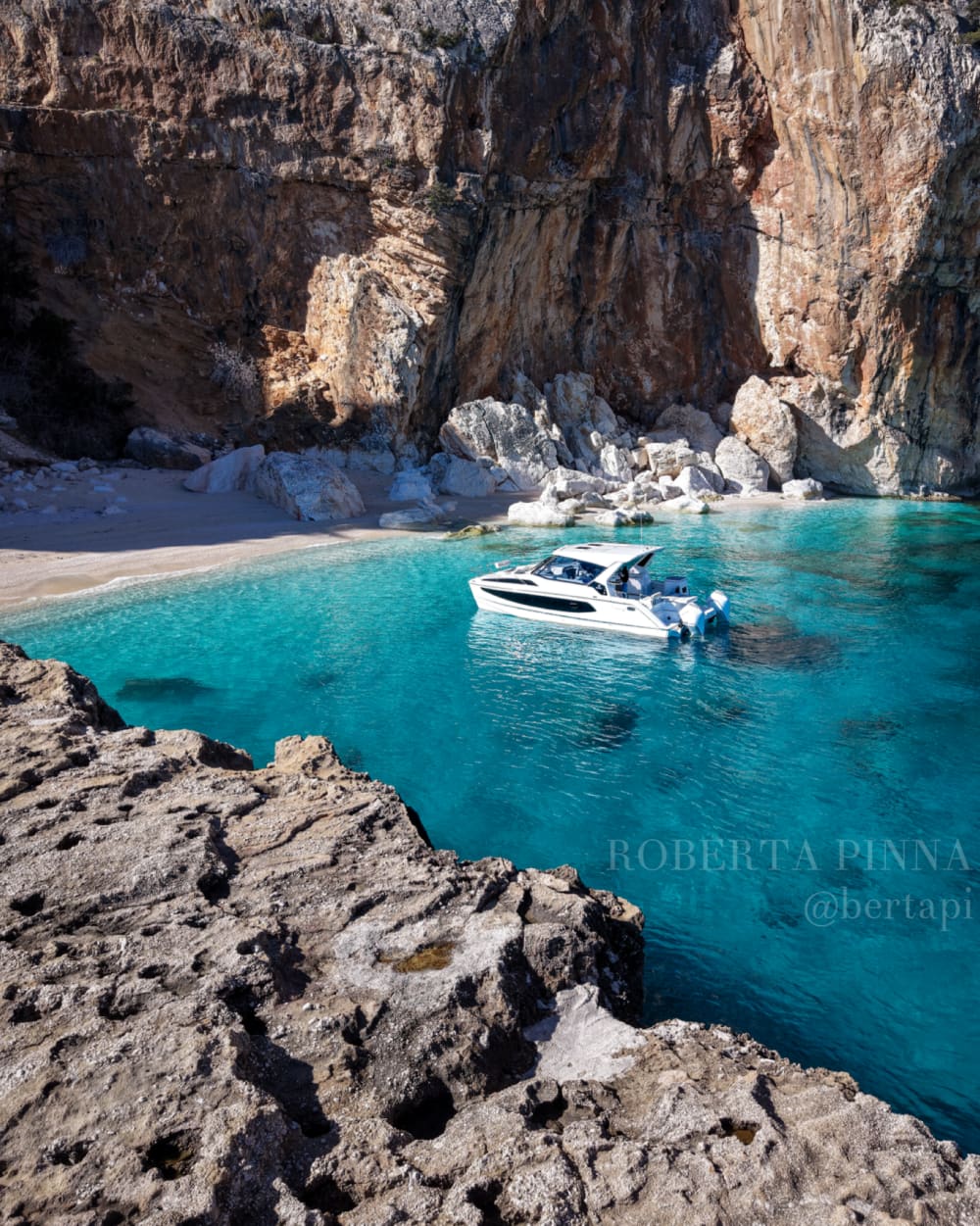 Tour en catamarán en el golfo de Orosei: desde Cala Gonone