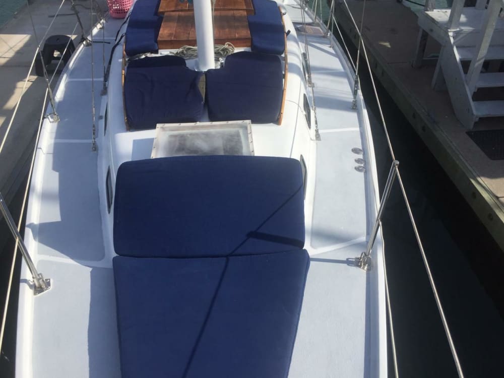 Obierz kurs na radość: cały dzień autentycznego żeglowania w Puerto Vallarta na żaglówce