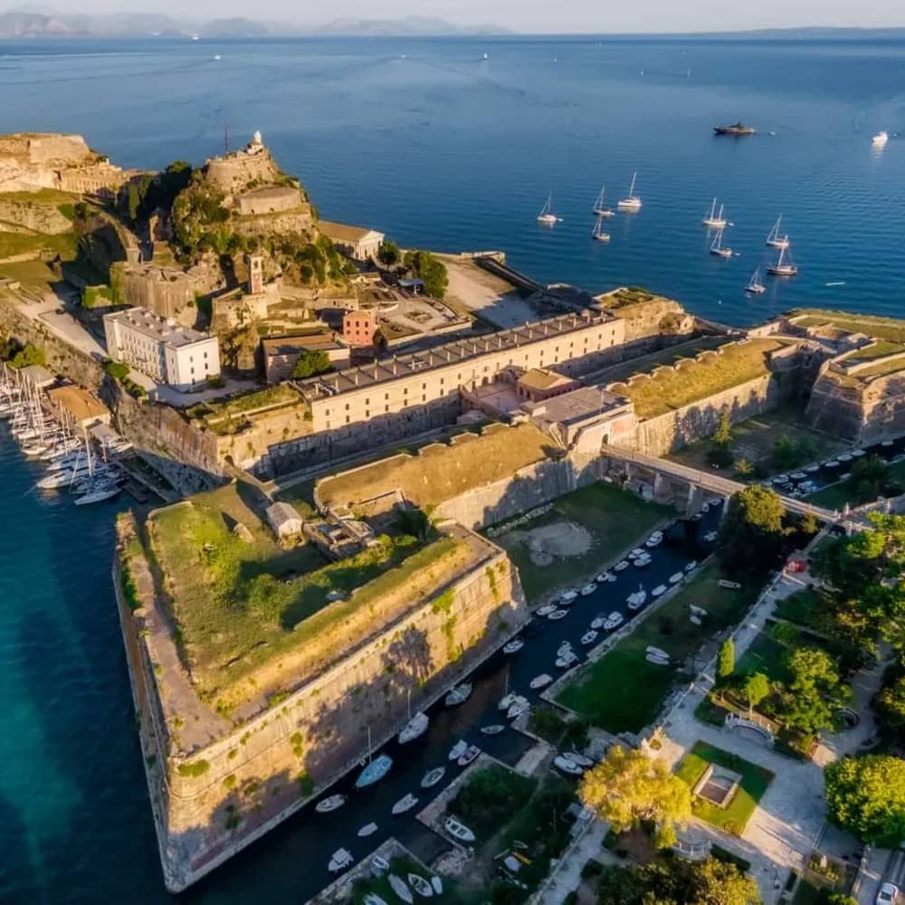 Heldagskryssning på norra Korfu – En premiumupplevelse för par, vänner och familjer