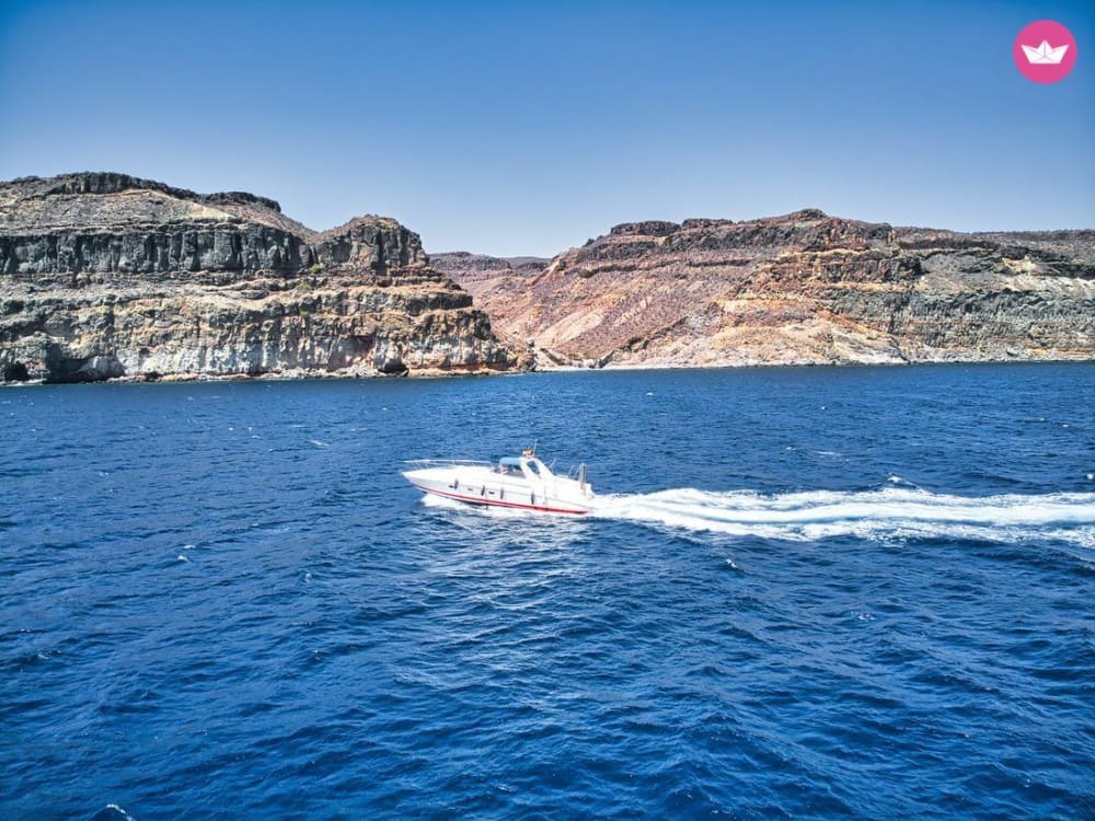 4-hour boat tour to Playa de Güi Güi from Puerto de Mogán