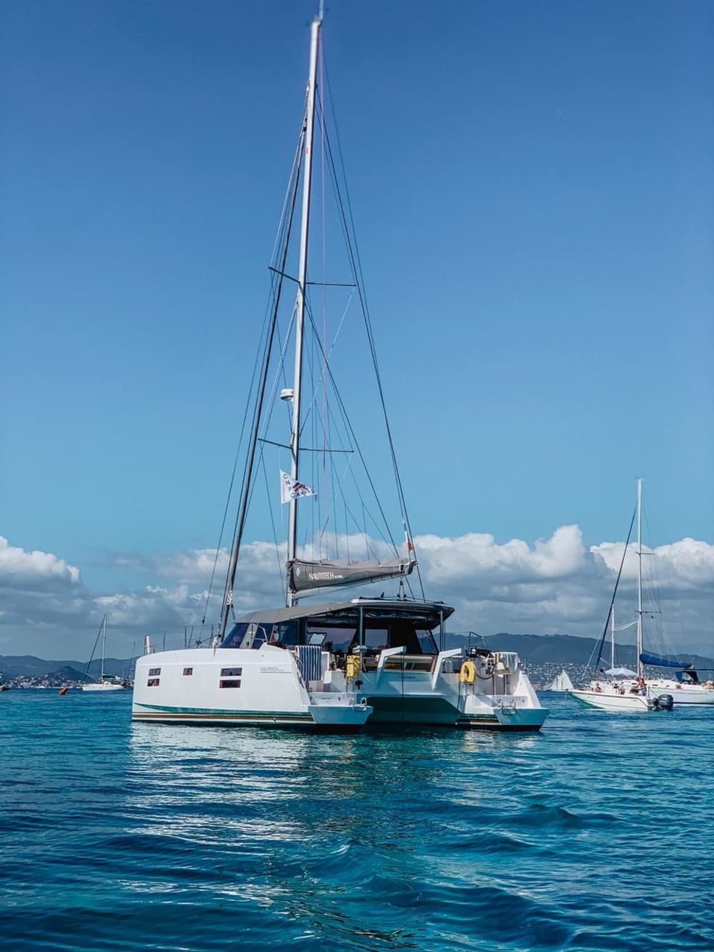 Une journée magique à Saint-Tropez en catamaran