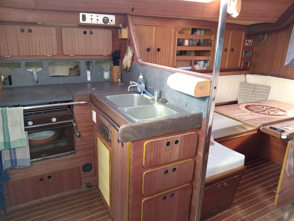 Private 12h sailing trip in Gruissan