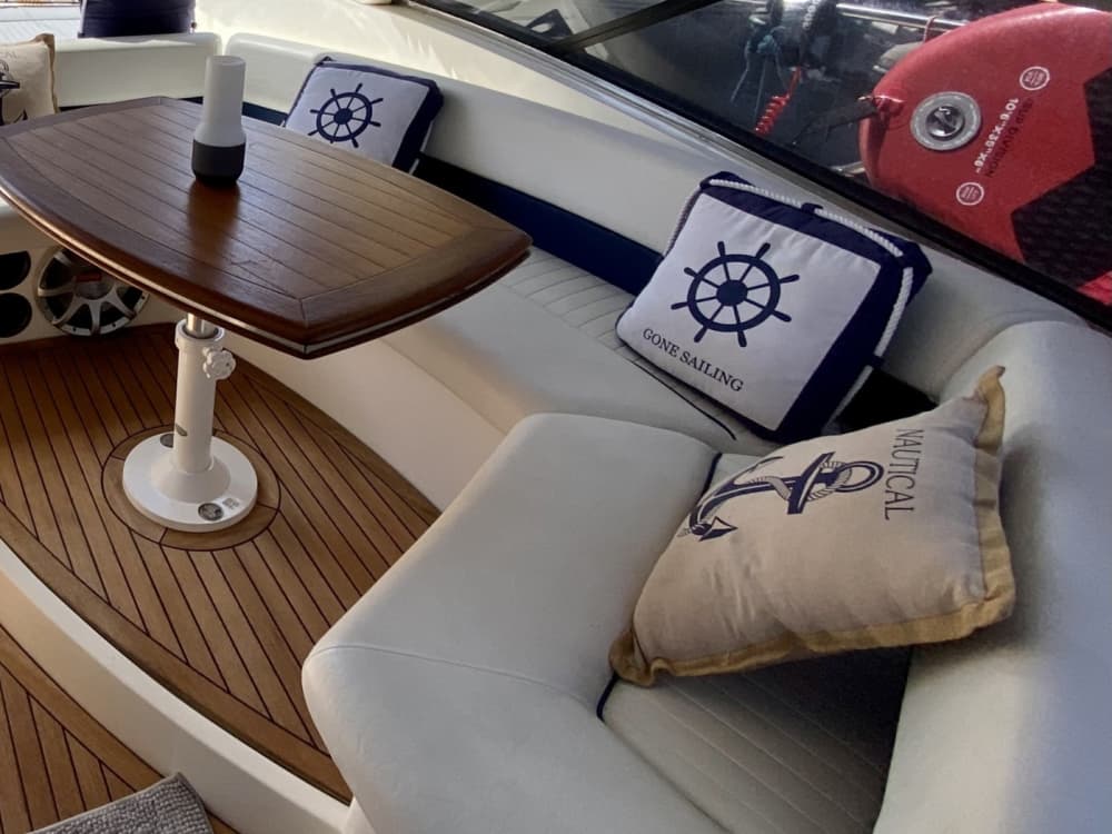 Private boat trip around Kefalonia on a motorboat