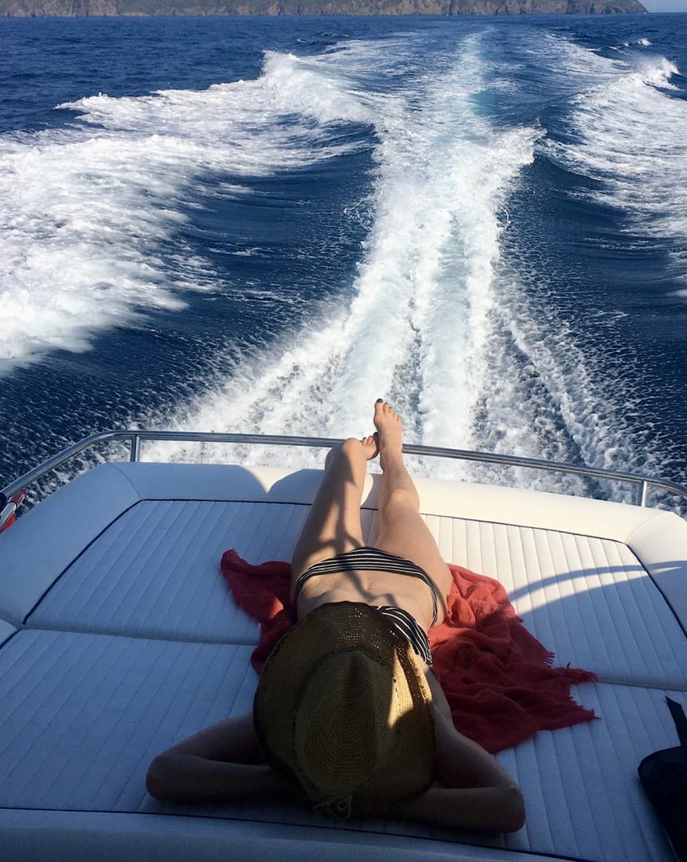 Private boat trip around Kefalonia on a motorboat