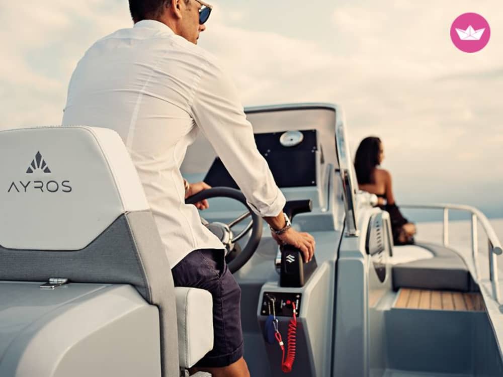 Откройте для себя Ибицу с моря — дневной чартер 8H