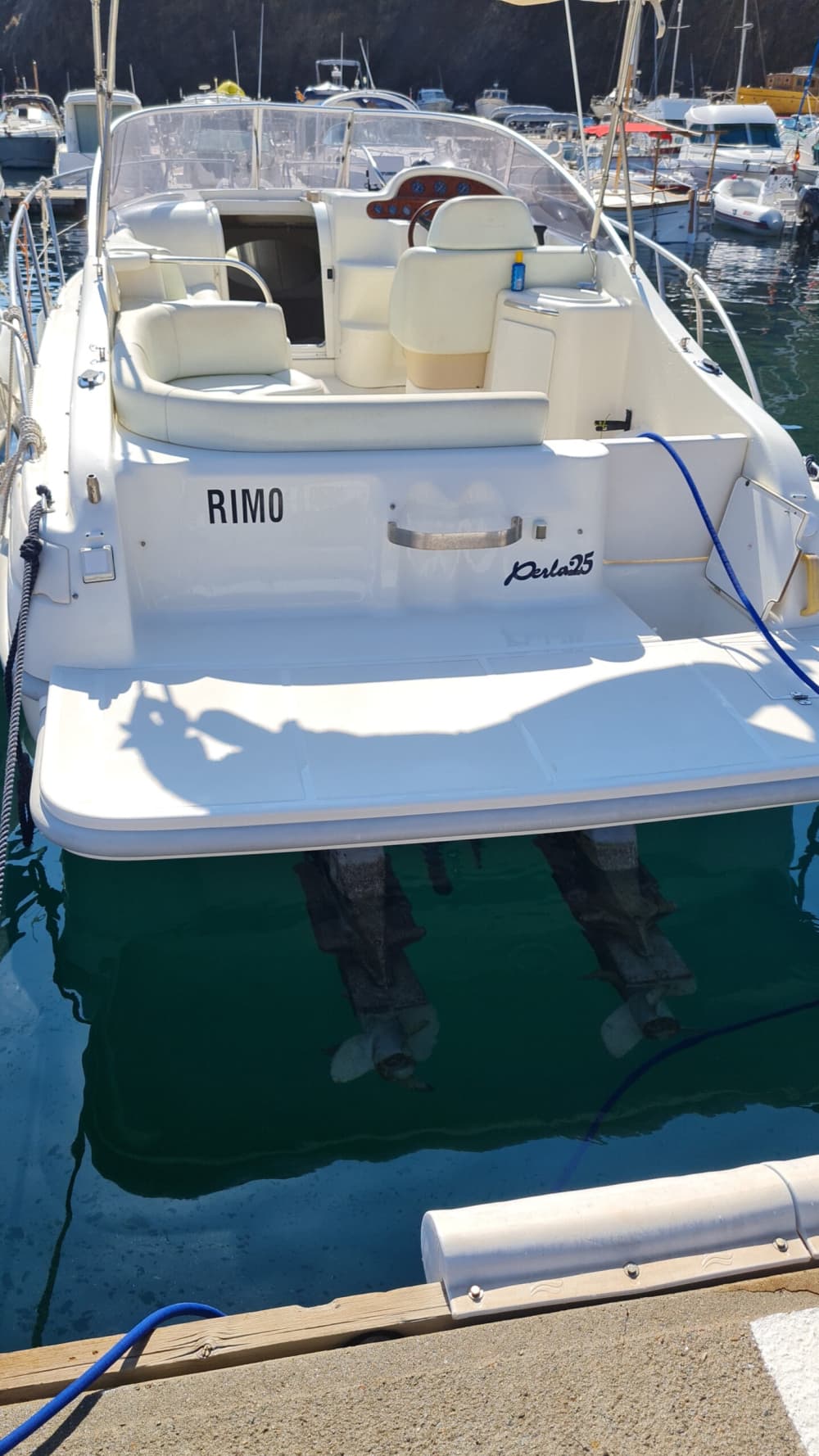 Escapade facile à Portbou : une excursion en bateau à moteur de 2h15