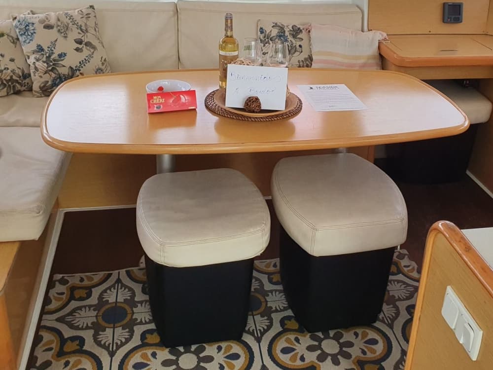 Ibiza Boat Day – Swim, Relax & Discover Hidden Coves