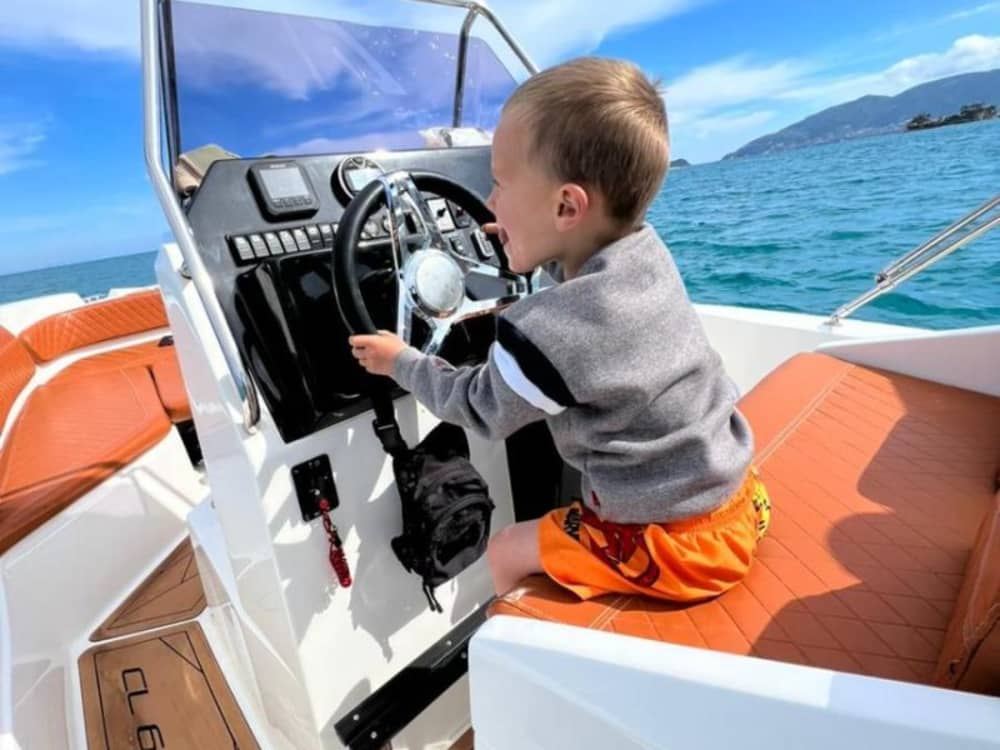 Full-Day Cruise to the North or South with Swim Stops and Scenic Views