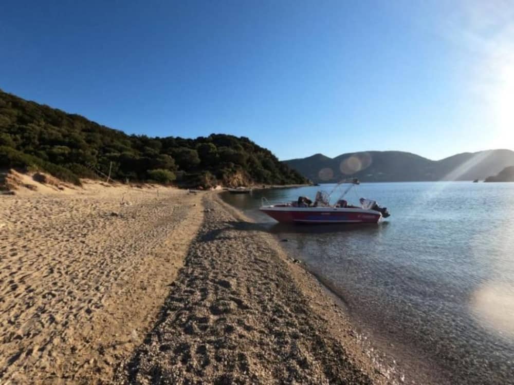 Ökryssning hela dagen till Zakynthos höjdpunkter och hemliga stränder