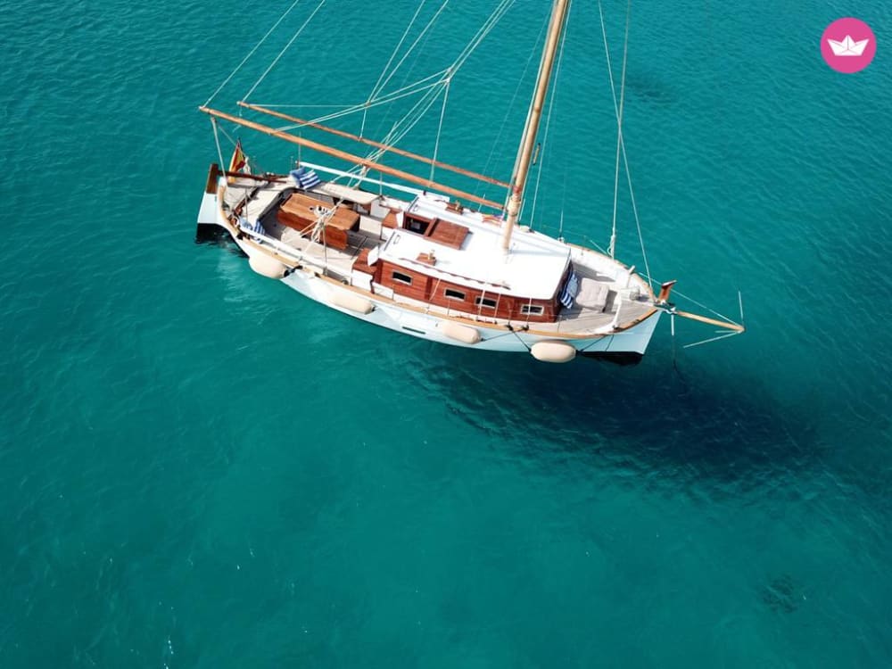 Całodniowy rejs tradycyjnym Llaut – odkryj wybrzeże Majorki