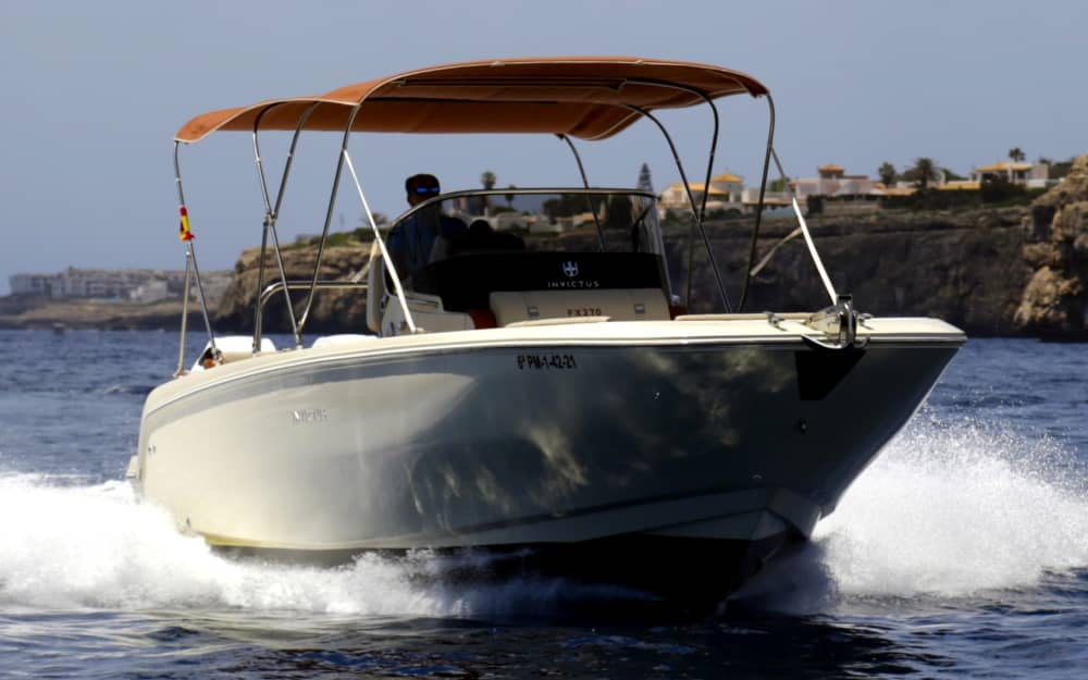 Halvdags båtupplevelse i Cala d'Or - 4 timmar