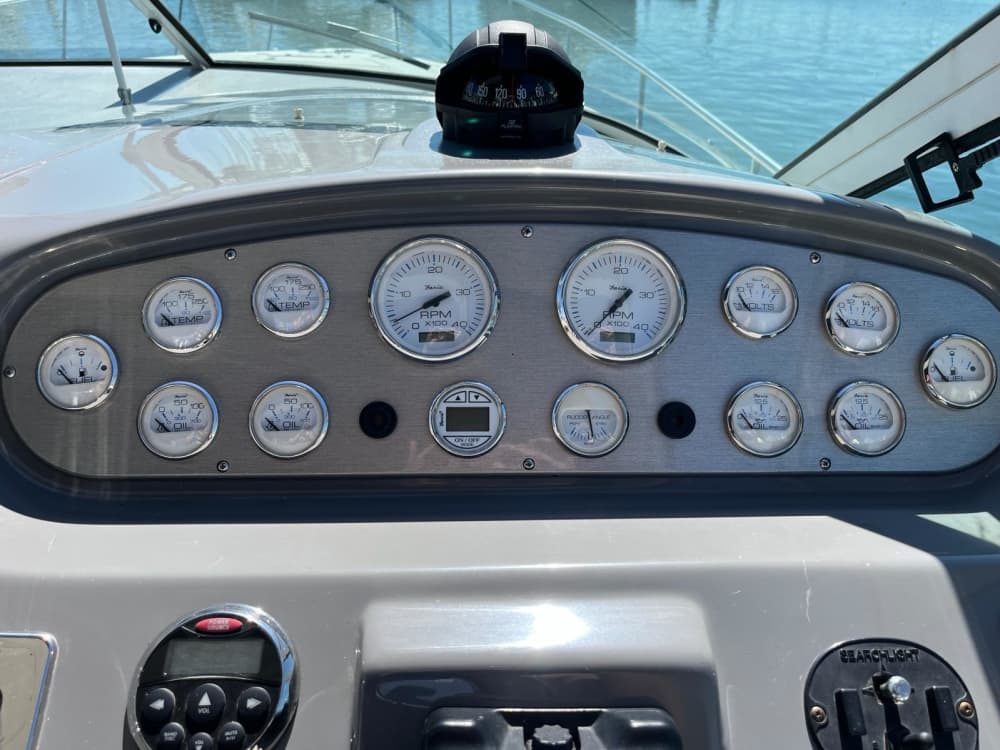 Tour esclusivo di 8 ore: Ibiza, Formentera e le sue isole in barca