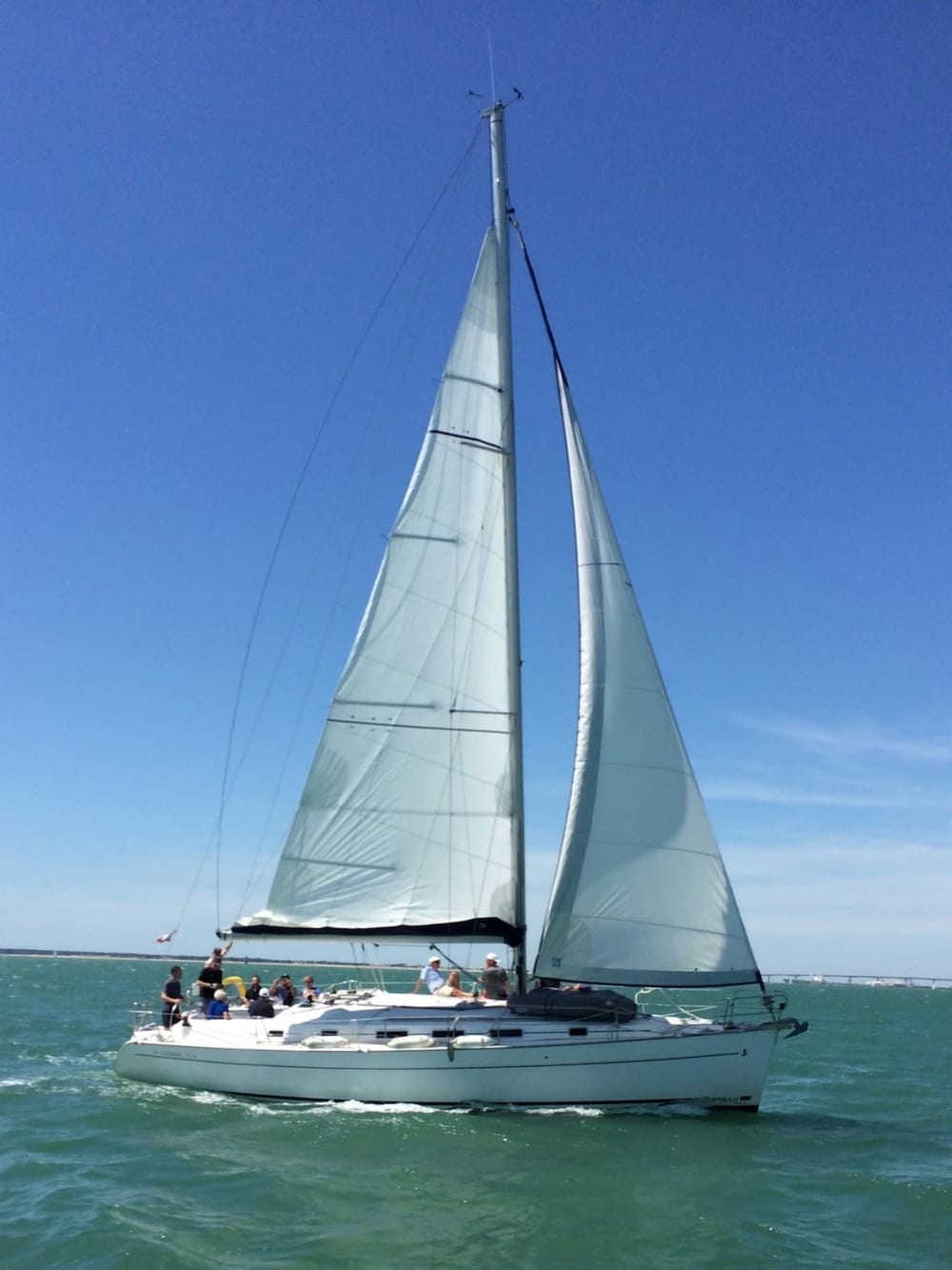 Prenez 7 heures pour découvrir la magie cachée de La Rochelle depuis les vagues.