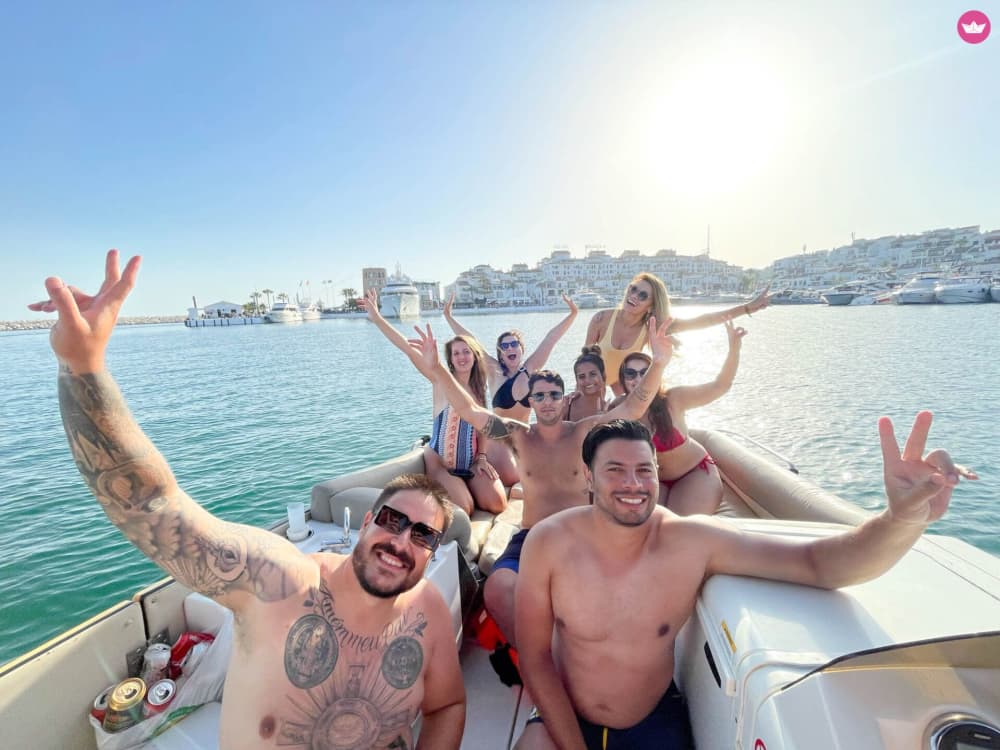 Aventure côtière de 4 heures – Nagez, sirotez et explorez le littoral de Marbella