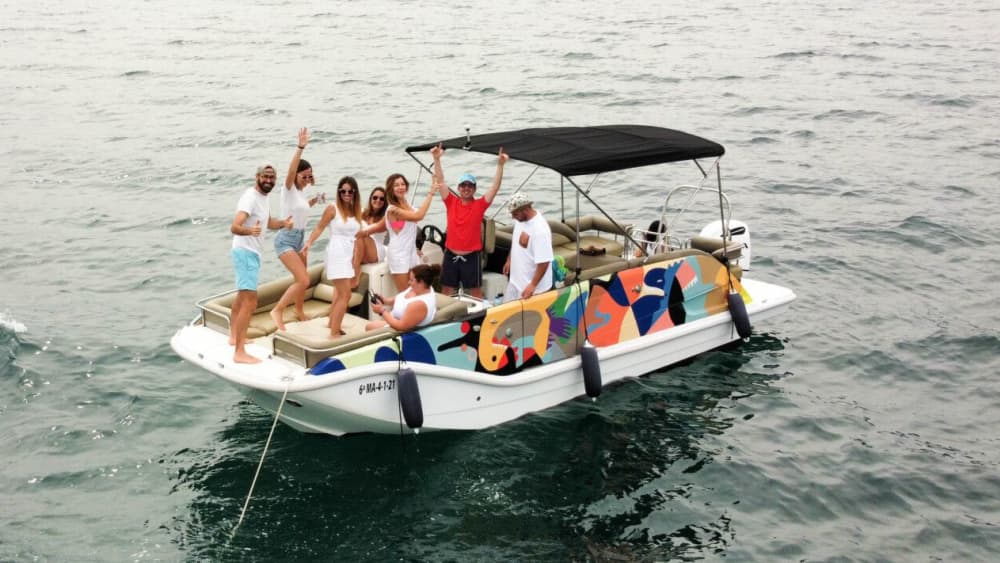 Aventure côtière de 4 heures – Nagez, sirotez et explorez le littoral de Marbella