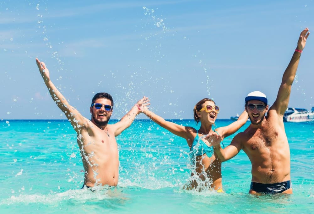 Navegue pelas ilhas paradisíacas de Ibiza e Formentera