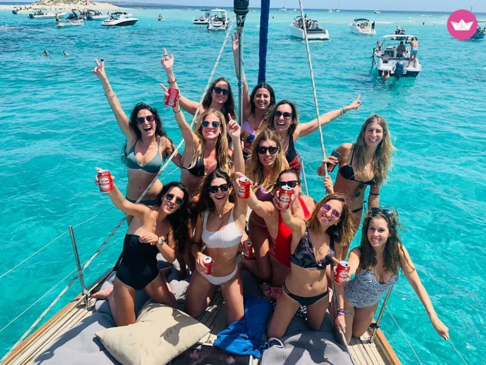 Naviguez sur un voilier privé le long des plus belles plages de Formentera