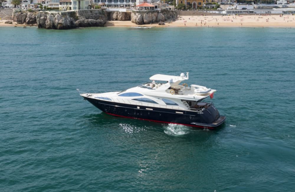 Golden Hour Yacht Experience – 2 Stunden Ruhe an der Algarveküste