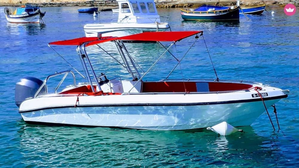 Détendez-vous lors d'une excursion en bateau de 3h30 à Birgu