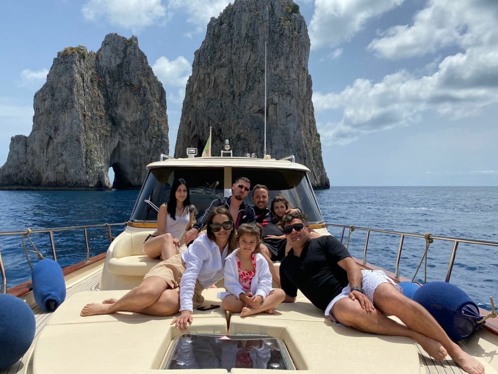 Crociera di 7 Ore: Scopri la Costiera Amalfitana e Sorrentina e la Magia di Capri