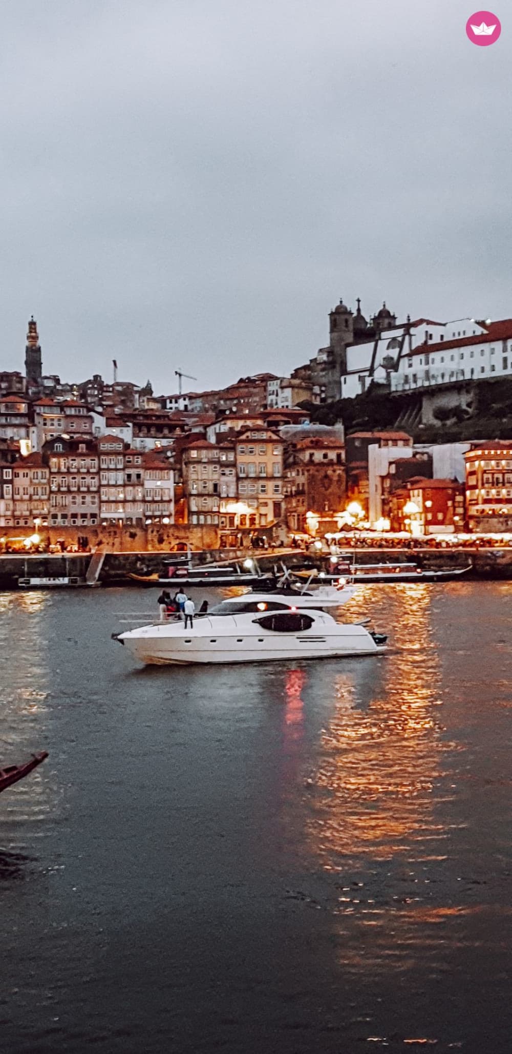 Crucero de fiesta por el Duero: 4 horas de música, vistas y buen ambiente