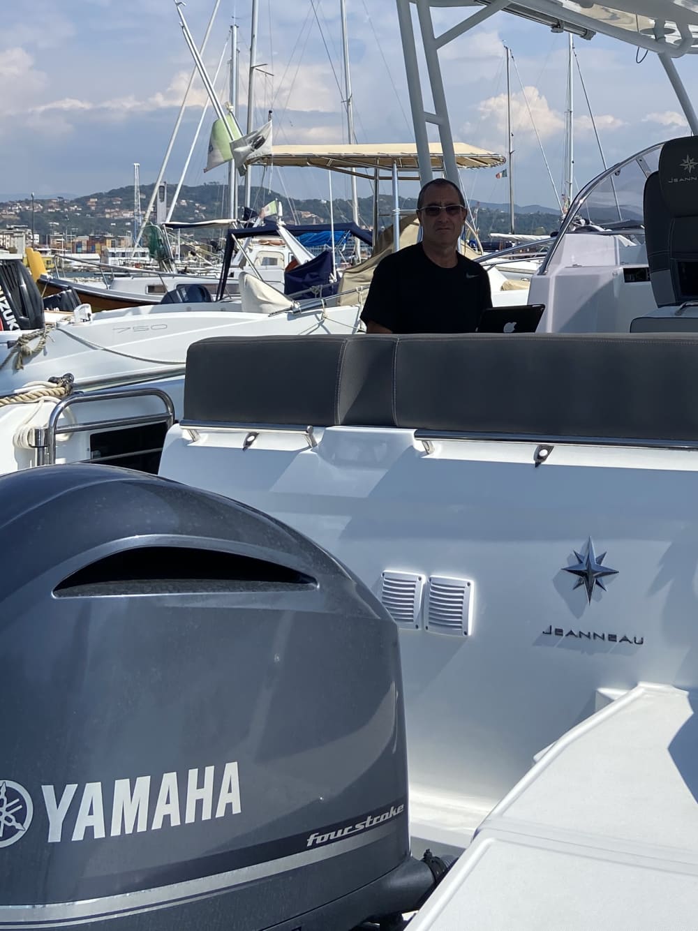 Excursión exclusiva en barco por las Cinque Terre