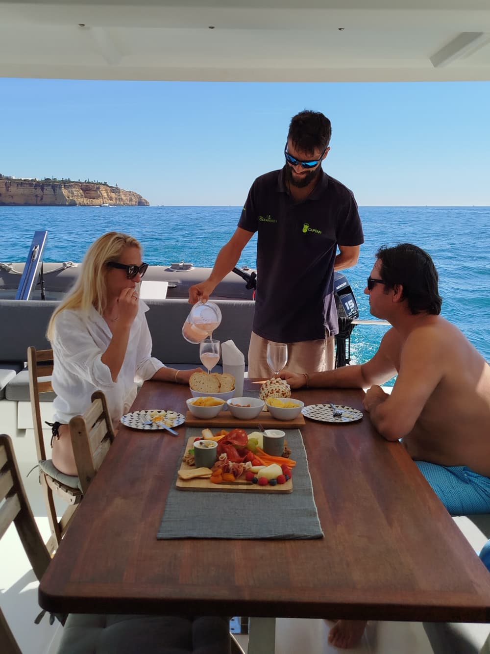 Benagil: Incrível passeio de catamarã de dia inteiro