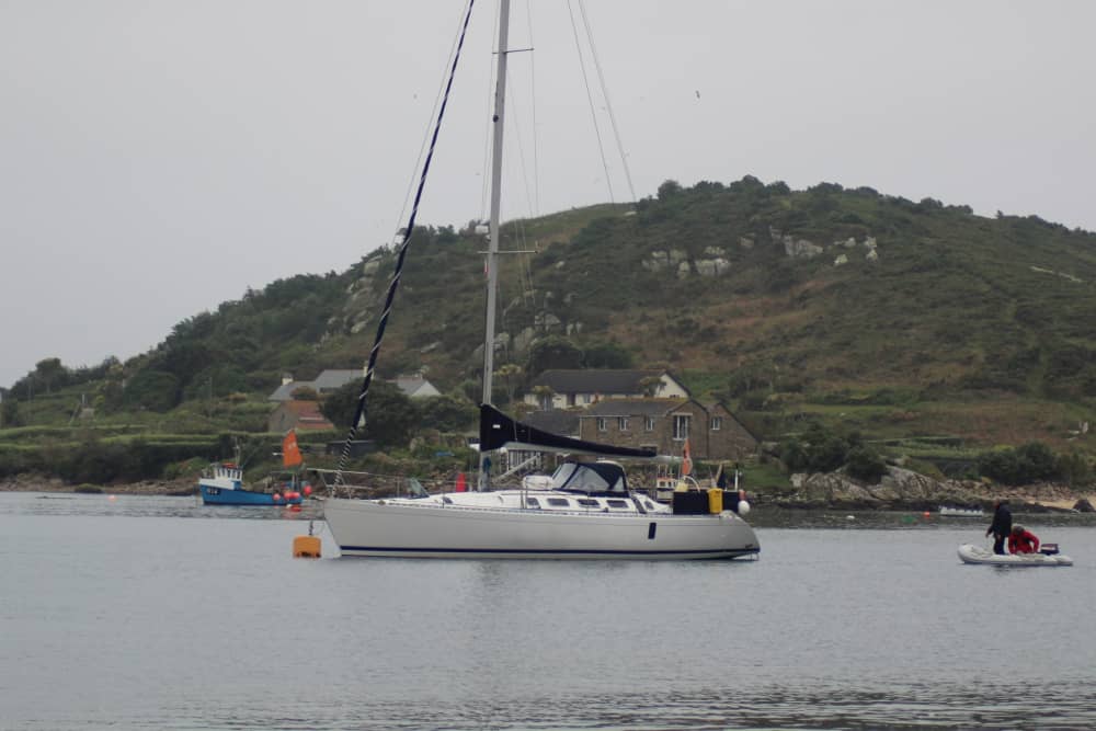 Explorez Brest et profitez d'une journée complète de navigation à voile.