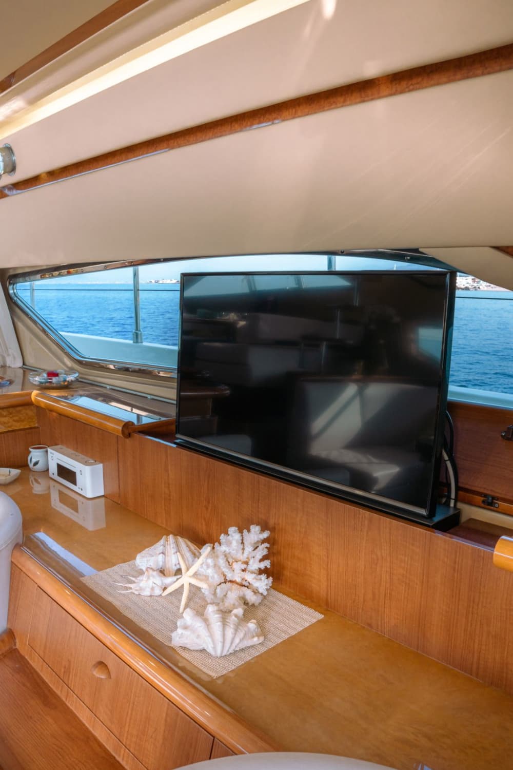 Fuga alle Eolie: nuoto, sole e pranzo lento a Panarea