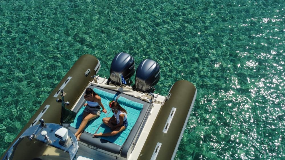 Enjoy the sun on a 8h boat trip in Porto Cheli