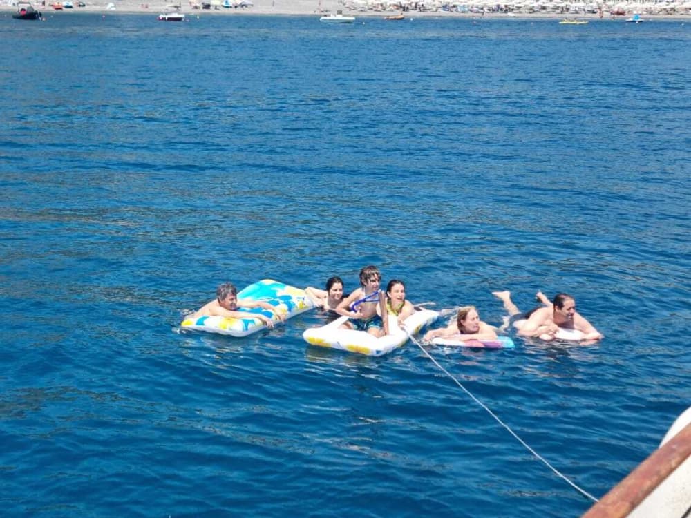 Twilight Tides & Dolphin Dreams: En solnedgångskryssning i Taormina Bay