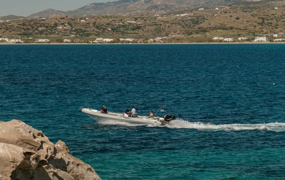 Yarım günlük Naxos keşfi: Motorlu tekneyle kısa bir kaçamak