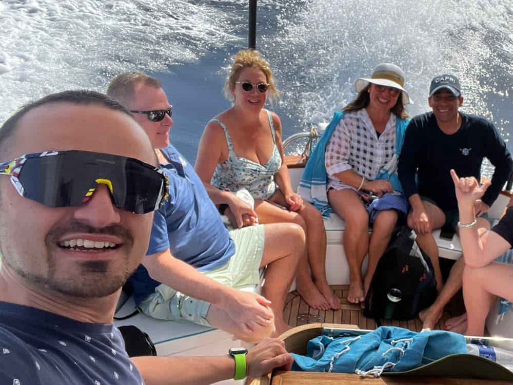 Fira med stil: Unika och oförglömliga evenemang ombord på Mimì 9.5 Elite