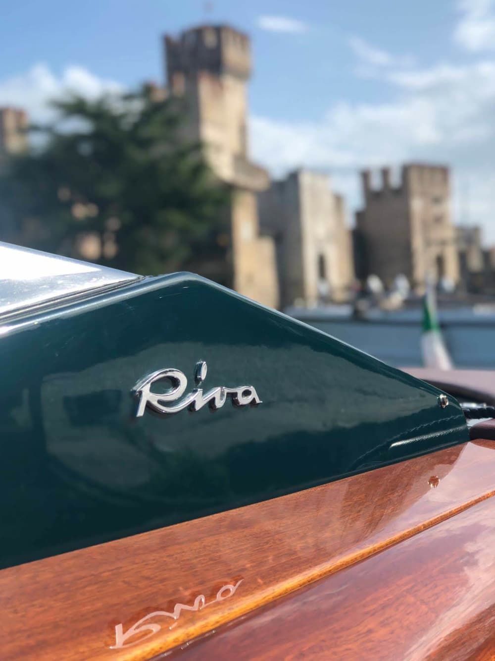 Halbtägige Tour Riva Aquariva: Entdecken Sie die zeitlose Schönheit des Gardasees