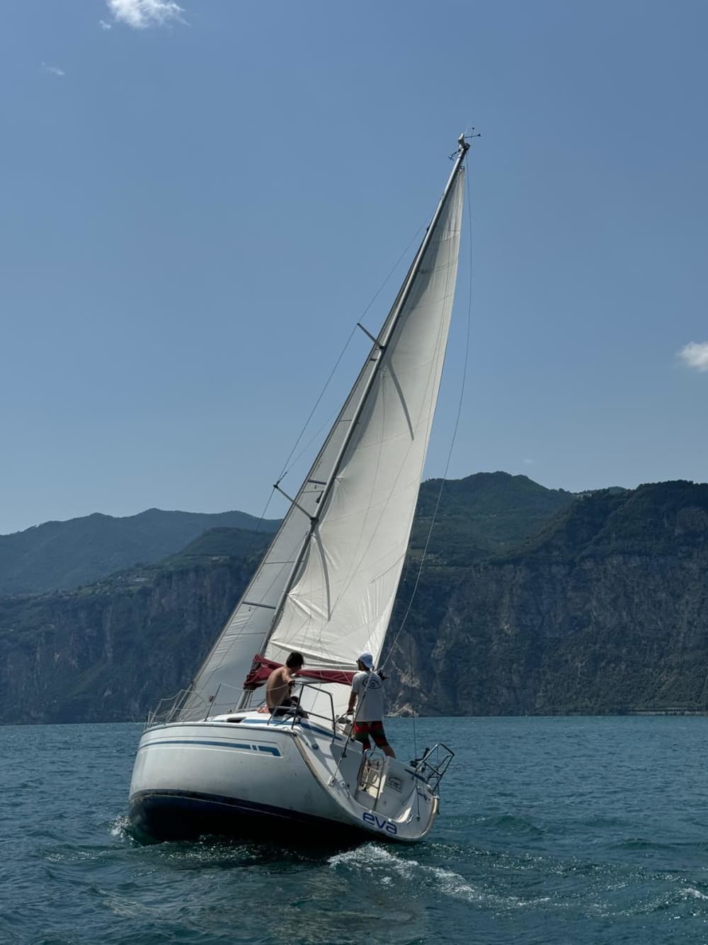 Einen Tag lang Brenzone sul Garda entdecken: Pure Entspannung am italienischen Blau