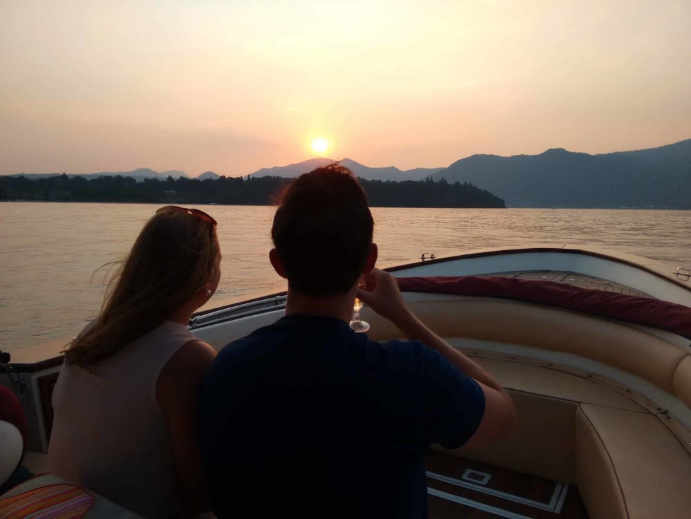 Rent a motorboat for 4h30 of fun