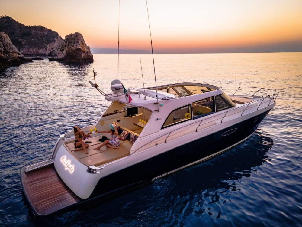 Crociera Taormina e Isola Bella – Fuga di 8 ore