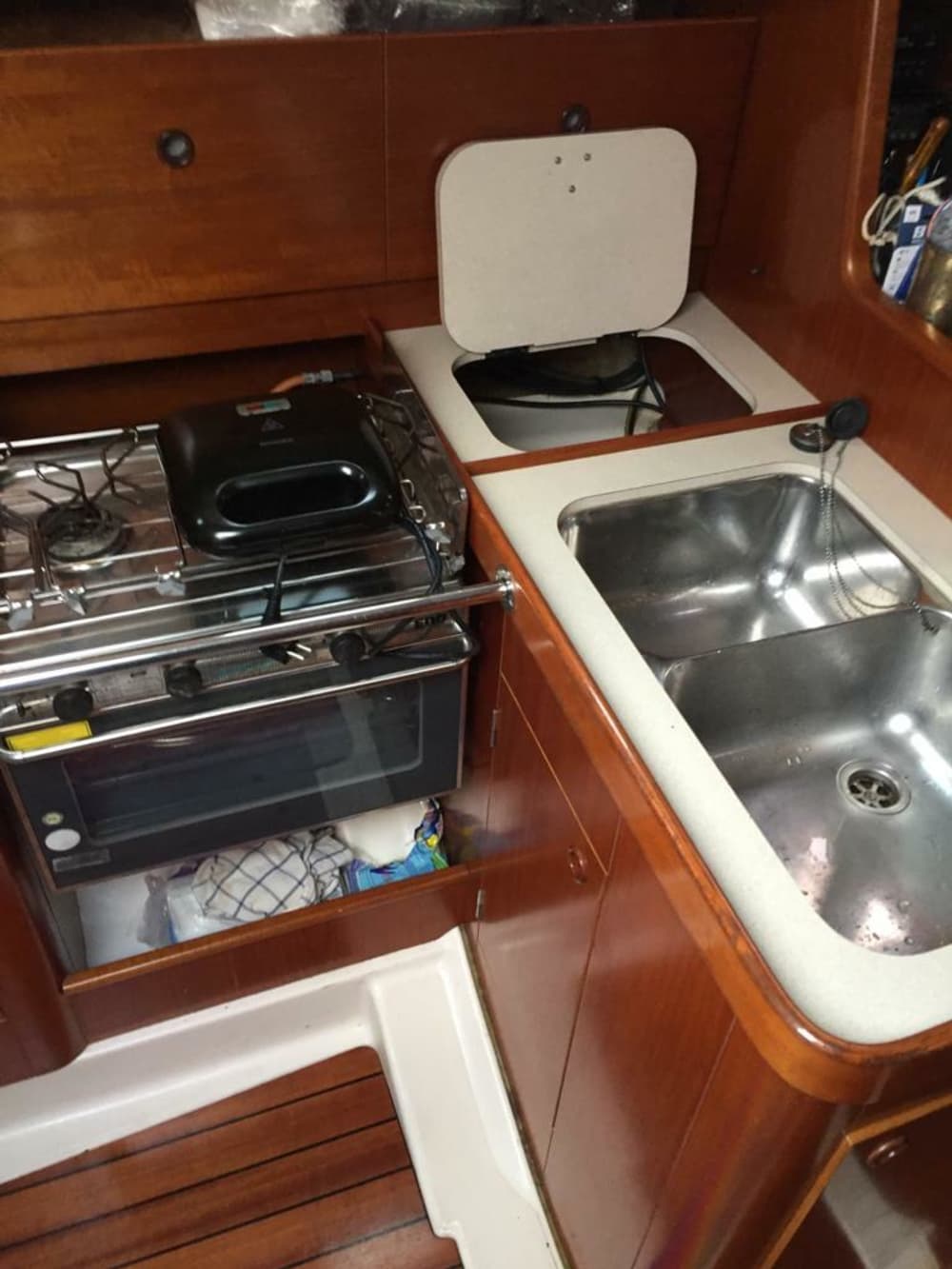 Spędź dzień na morzu w Almerii na żaglówce