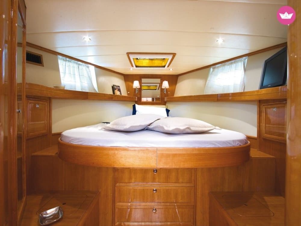 Half-Day Adventure: Catania to the Gems of Aci Trezza