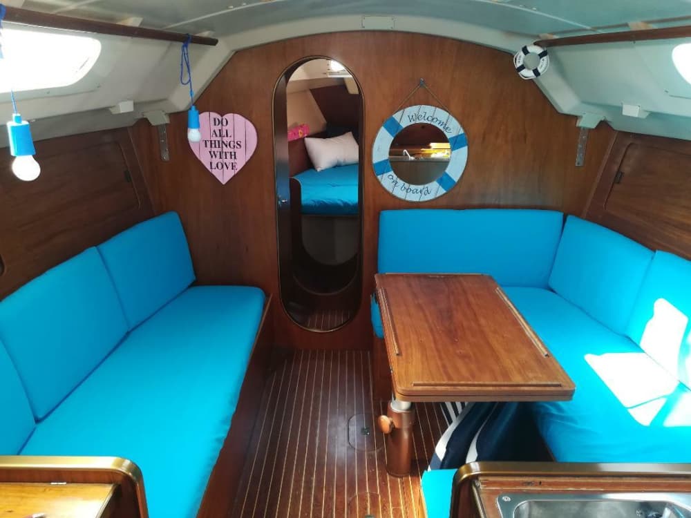 Tillbringa 8 timmar med att segla runt Ancona på en segelbåt