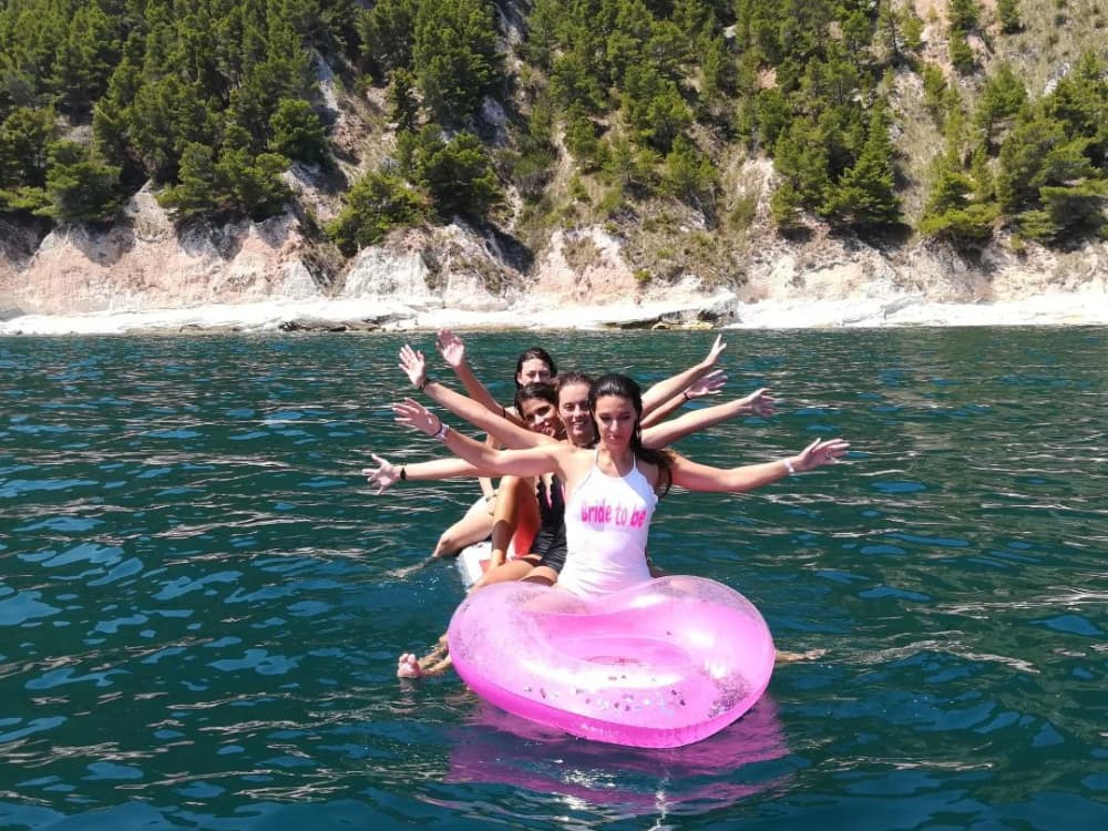 Tillbringa 8 timmar med att segla runt Ancona på en segelbåt