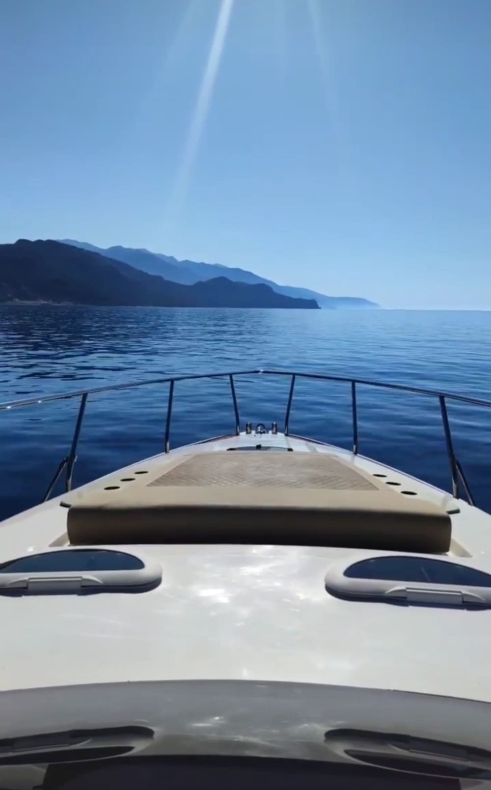 Your private motorboat for a day around Chania