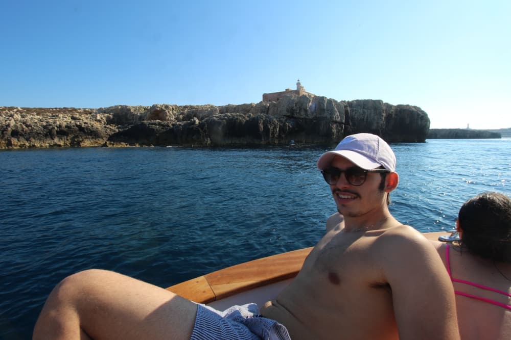 3h45 in Marzamemi: Half-day boat rental on this Gozzo Gozzo