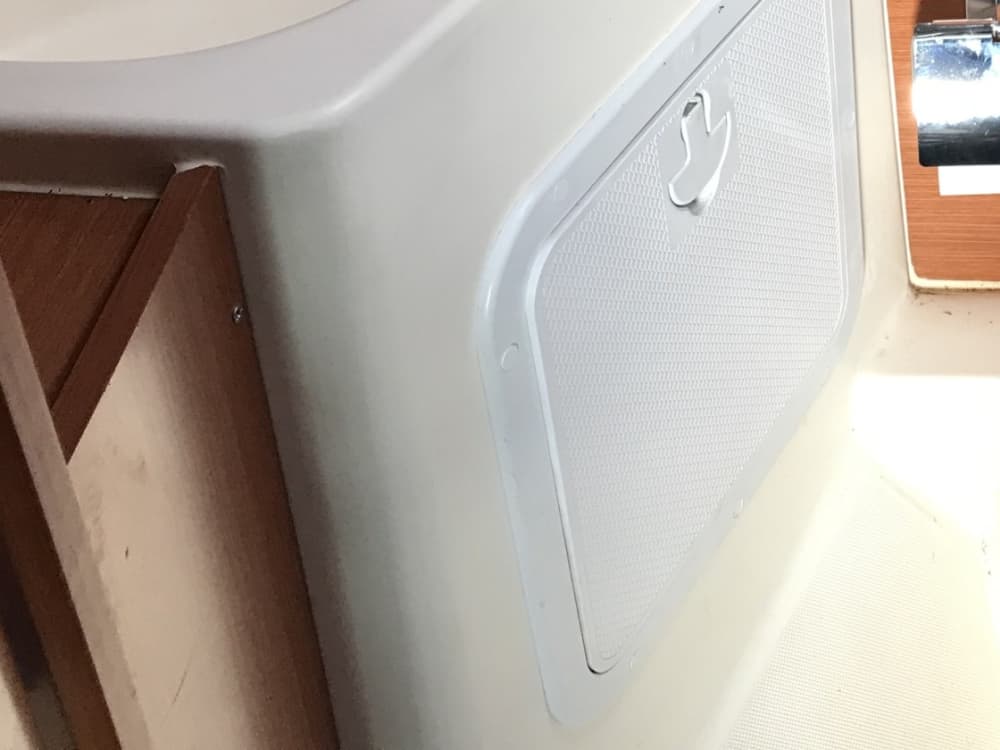 Private boat trip around Bar on a motorboat