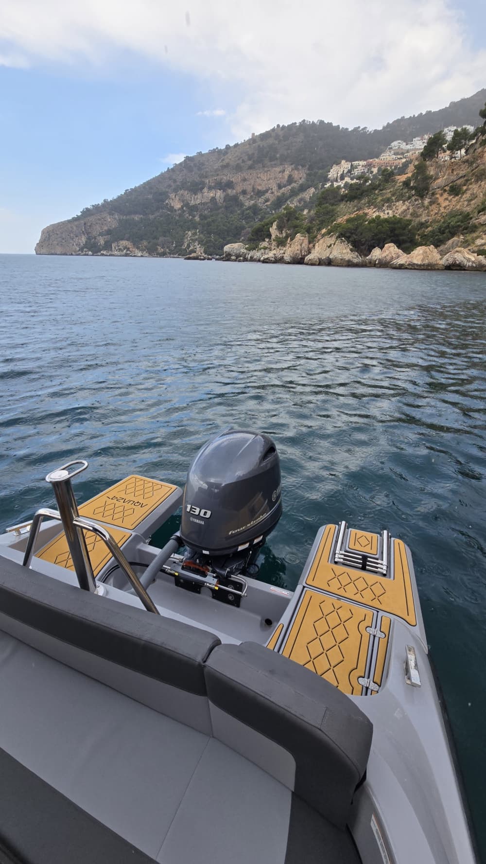 4-stündige Bootsfahrt in La Herradura, um Sonne und Meer zu genießen