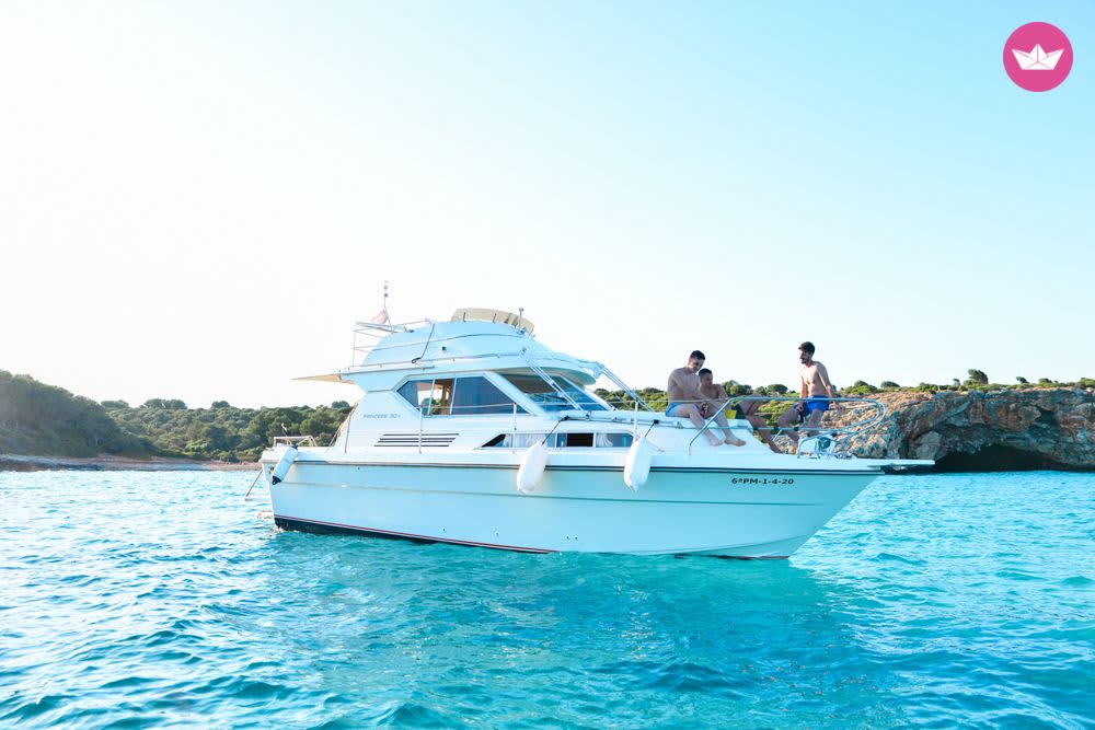Excursion en bateau d'une demi-journée au départ de Cala Ratjada – Aventure sur la côte nord ou sud