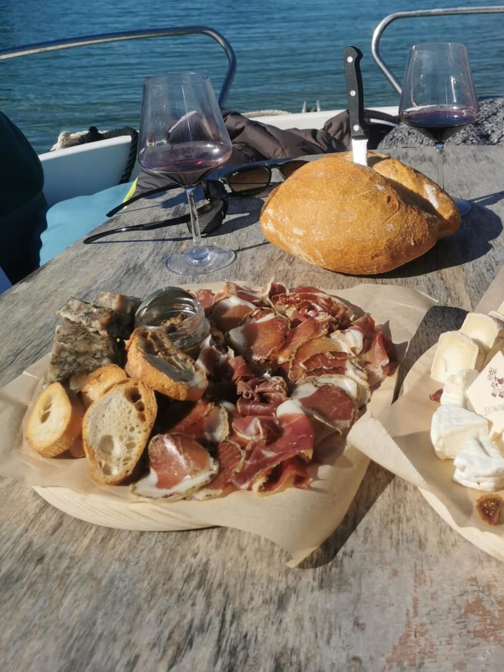 Pura alegría de navegar: Experimenta la magia de Propriano