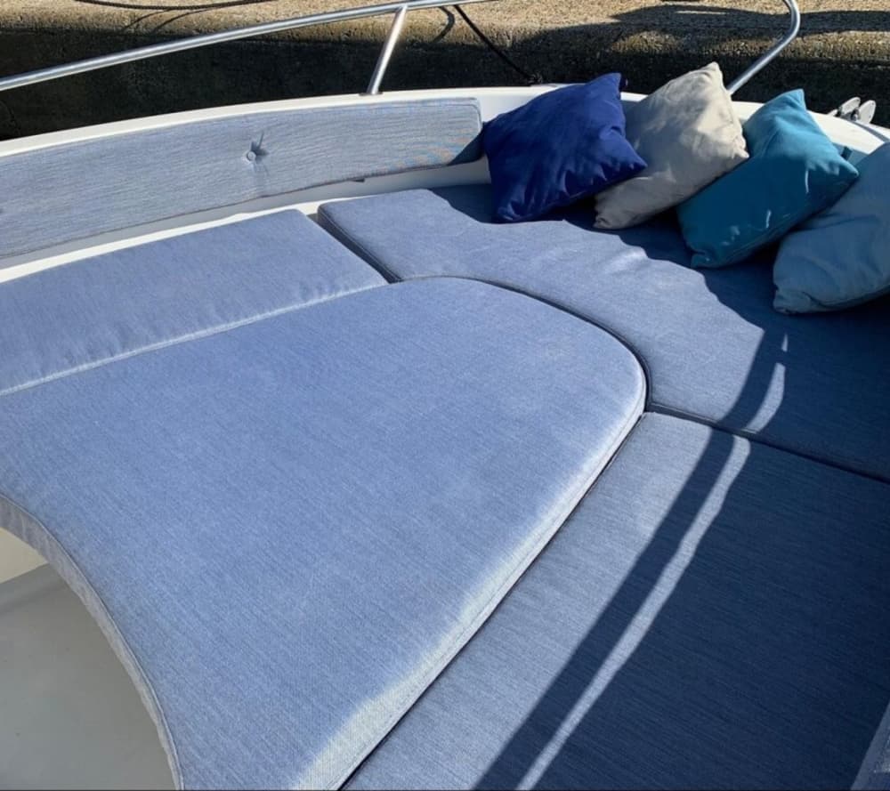 Pura alegría de navegar: Experimenta la magia de Propriano