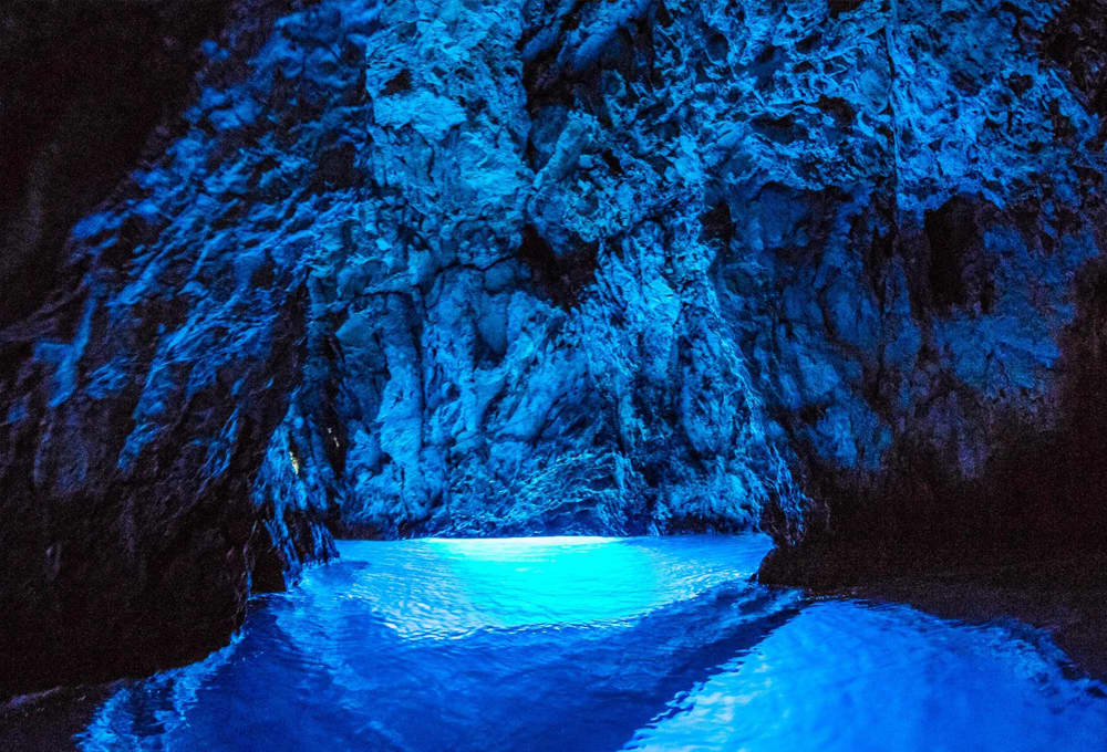 Excursión privada: CUEVA AZUL Y LA ISLA DE VIS DESDE HVAR